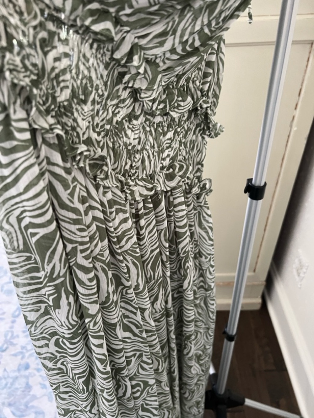 En Saison Sage Green & White Smocked Maxi Dress - Picture 5 of 8